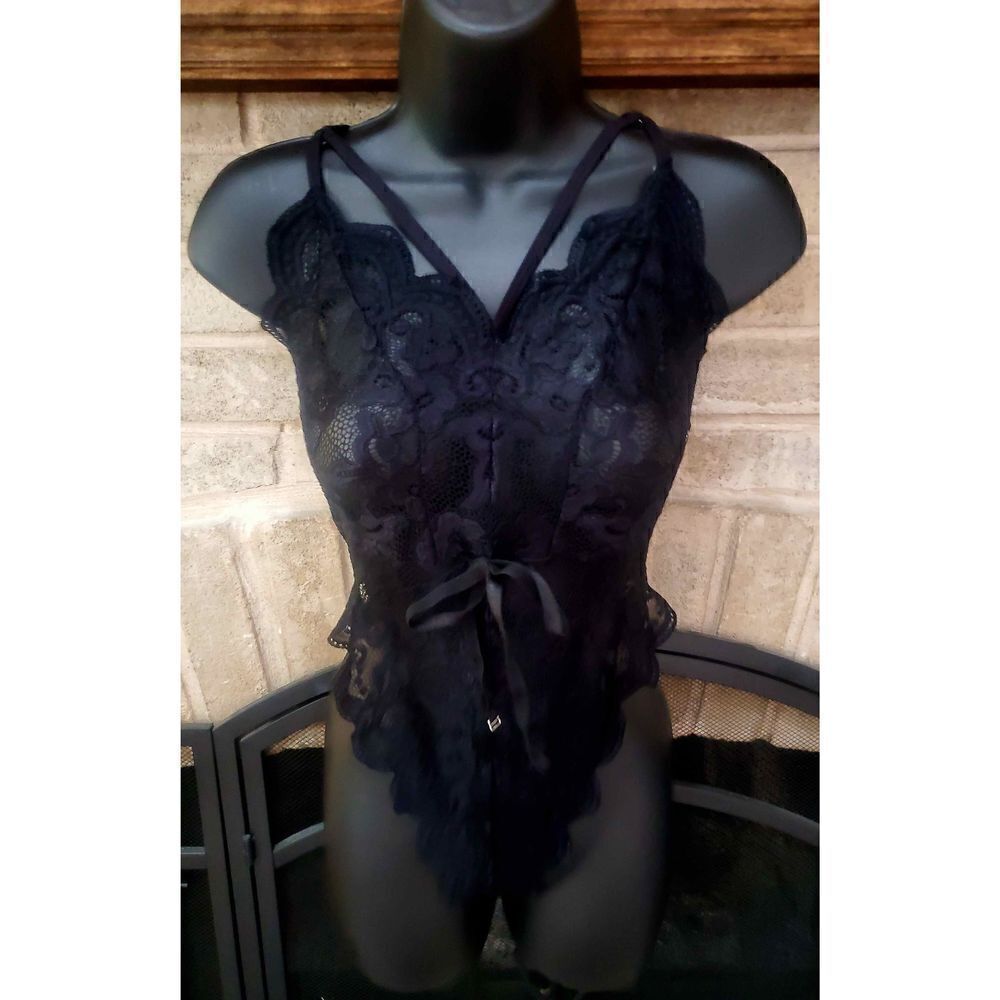 NWT AVID LOVE BODYSUIT 